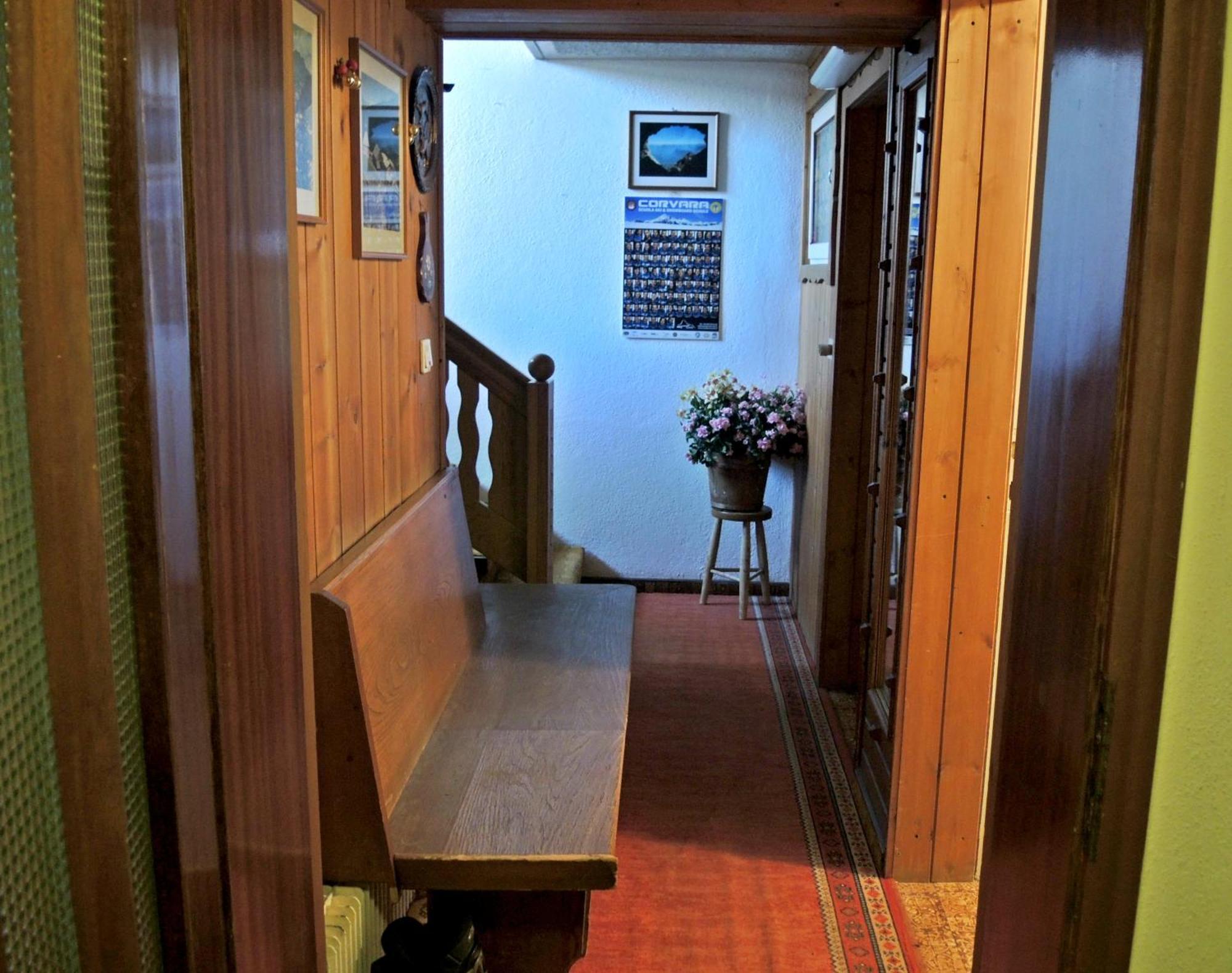 Bed and Breakfast Garni Gabrieli Корвара-ін-Бадія Номер фото